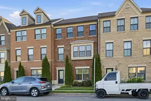 3714 Powell Ln, Falls Church, VA 22041 - Photo 3