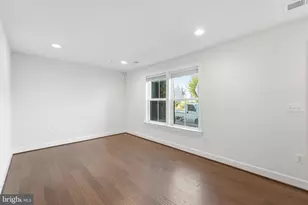 3714 Powell Ln, Falls Church, VA 22041 - Photo 13
