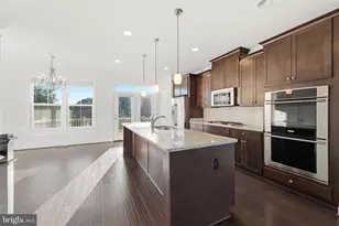 3714 Powell Ln, Falls Church, VA 22041 - Photo 19