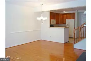 4565 Whittemore Pl, Fairfax, VA 22030 - Photo 5