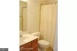 4565 Whittemore Pl, Fairfax, VA 22030 - Photo 11