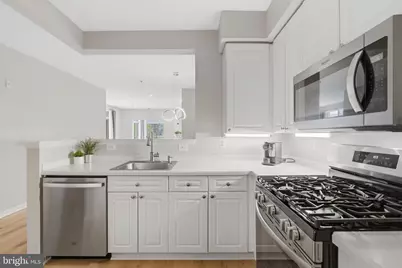 1860 Stratford Park Place #305, Reston, VA 20190 - Photo 9