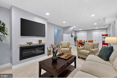 8532 Lakinhurst Lane, Springfield, VA 22152 - Photo 3