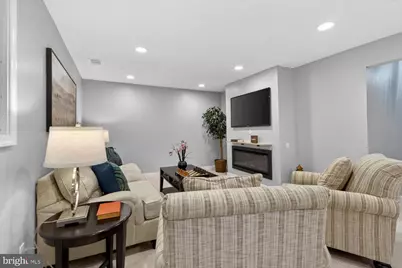 8532 Lakinhurst Lane, Springfield, VA 22152 - Photo 45