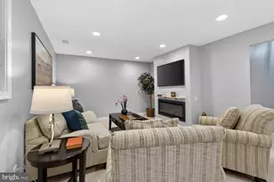 8532 Lakinhurst Ln, Springfield, VA 22152 - Photo 45