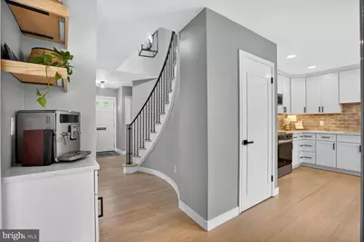 8532 Lakinhurst Lane, Springfield, VA 22152 - Photo 13