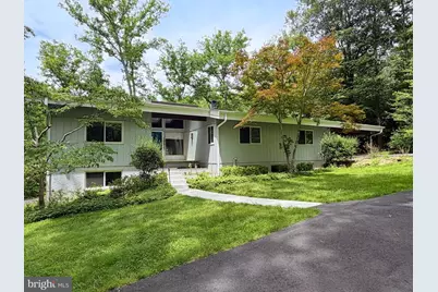 10611 Allenwood Lane, Great Falls, VA 22066 - Photo 1