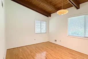 10611 Allenwood Ln, Great Falls, VA 22066 - Photo 15
