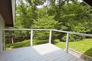 10611 Allenwood Ln, Great Falls, VA 22066 - Photo 41