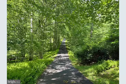 10611 Allenwood Lane, Great Falls, VA 22066 - Photo 45