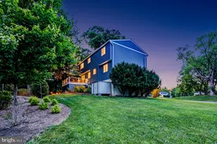 933 War Admiral St, Great Falls, VA 22066 - Photo 49