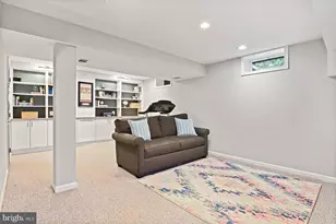 933 War Admiral St, Great Falls, VA 22066 - Photo 29