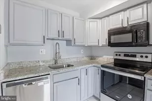 8601 Sacramento Dr, Alexandria, VA 22309 - Photo 9