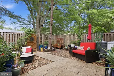 8346 Stationhouse Court, Lorton, VA 22079 - Photo 19