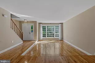 8144 Cliffview Ave, Springfield, VA 22153 - Photo 3