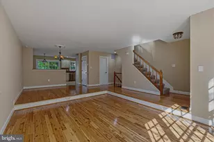 8144 Cliffview Ave, Springfield, VA 22153 - Photo 5