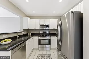 5565 Seminary Rd, Falls Church, VA 22041 - Photo 9
