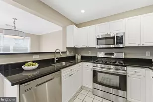 5565 Seminary Rd, Falls Church, VA 22041 - Photo 11