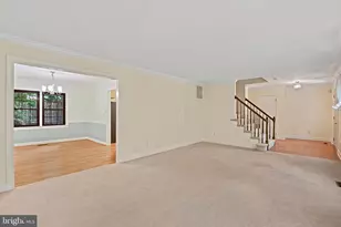 9404 Goldfield Ln, Burke, VA 22015 - Photo 9