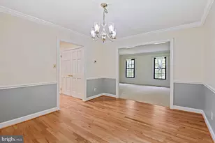 9404 Goldfield Ln, Burke, VA 22015 - Photo 11