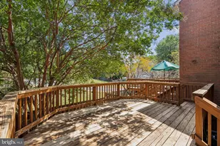2917 Village Spring Ln, Vienna, VA 22181 - Photo 33