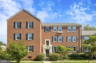 6622 E Wakefield Dr, Alexandria, VA 22307 - Photo 1