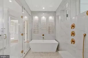 744 Lawton St, McLean, VA 22101 - Photo 73