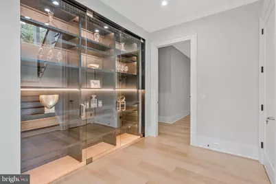 744 Lawton Street, McLean, VA 22101 - Photo 99