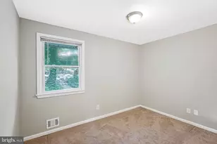 7500 Long Pine Dr, Springfield, VA 22151 - Photo 17