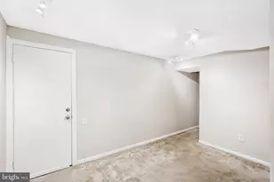 7500 Long Pine Dr, Springfield, VA 22151 - Photo 25