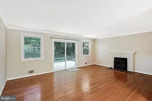 7500 Long Pine Dr, Springfield, VA 22151 - Photo 9