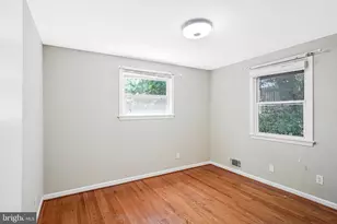 7500 Long Pine Dr, Springfield, VA 22151 - Photo 15