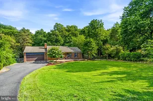 2605 Seskey Glen Ct, Herndon, VA 20171 - Photo 3