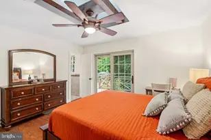 2605 Seskey Glen Ct, Herndon, VA 20171 - Photo 17