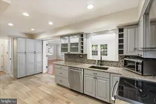 4003 Kloman St, Annandale, VA 22003 - Photo 15