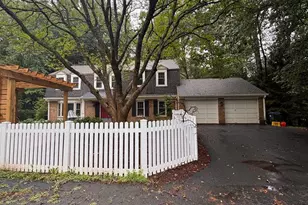 2648 Black Fir Ct, Reston, VA 20191 - Photo 3
