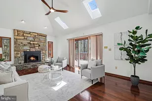 8406 Cathedral Forest Dr, Fairfax Station, VA 22039 - Photo 5