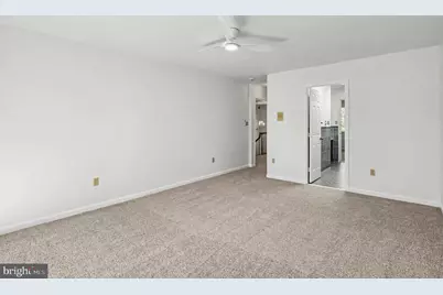 8406 Cathedral Forest Drive, Fairfax Station, VA 22039 - Photo 23