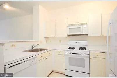 1625 International Drive #307, McLean, VA 22102 - Photo 7