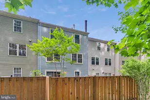 7868 Newport Glen Pass, Annandale, VA 22003 - Photo 5