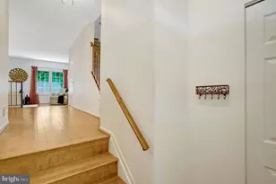 7868 Newport Glen Pass, Annandale, VA 22003 - Photo 3