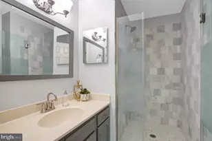 7868 Newport Glen Pass, Annandale, VA 22003 - Photo 29