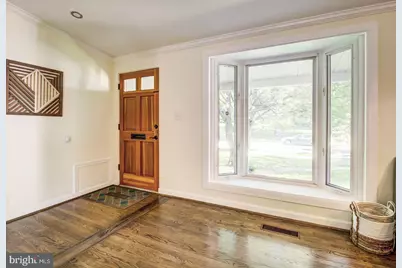 1633 Wrightson Drive, McLean, VA 22101 - Photo 27