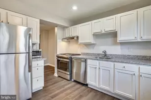 9202 Sprucewood Rd, Burke, VA 22015 - Photo 5