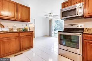 9212 Arabian Ave, Vienna, VA 22182 - Photo 17