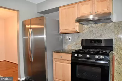 9011 Brook Ford Road, Burke, VA 22015 - Photo 7