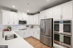 4153 Red Mulberry Dr, Fairfax, VA 22033 - Photo 11