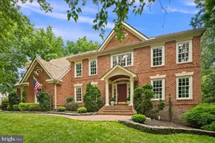 3801 Washington Woods Dr, Alexandria, VA 22309 - Photo 3