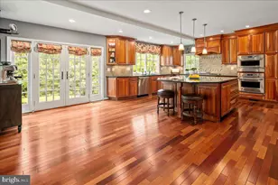 3801 Washington Woods Dr, Alexandria, VA 22309 - Photo 19