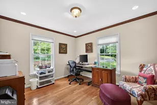 1003 Priory Pl, McLean, VA 22101 - Photo 23